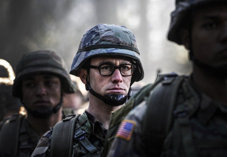 ត្រឹមតែ ១ថ្ងៃសោះ Trailer រឿង Snowden មានអ្នកចូលមើល ជិត ២លានអ្នក