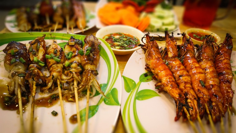 គ្រាន់តែឃើញ?ក៏ស្រក់ទឹកមាត់ដែរ ? មឹក?បង្គារអាំងទឹកឃ្មុំ ?