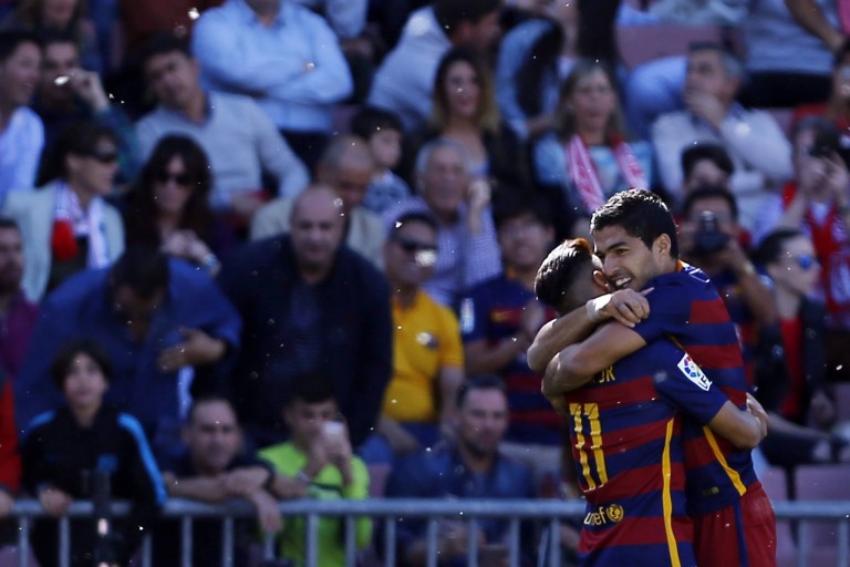 Real Madrid ឈ្នះ តែ Suarez ស៊ុត៣គ្រាប់ឲ្យ​​  Barcelona លើកពាន La Liga