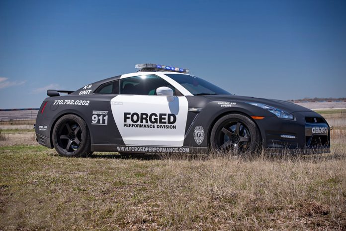 Nissan-GT-R-Police-Car-1