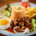 ឈុត បាយឆាឡុកឡាក់ + ស៊ុបមាន់ខ្មៅអាហារសុខភាព