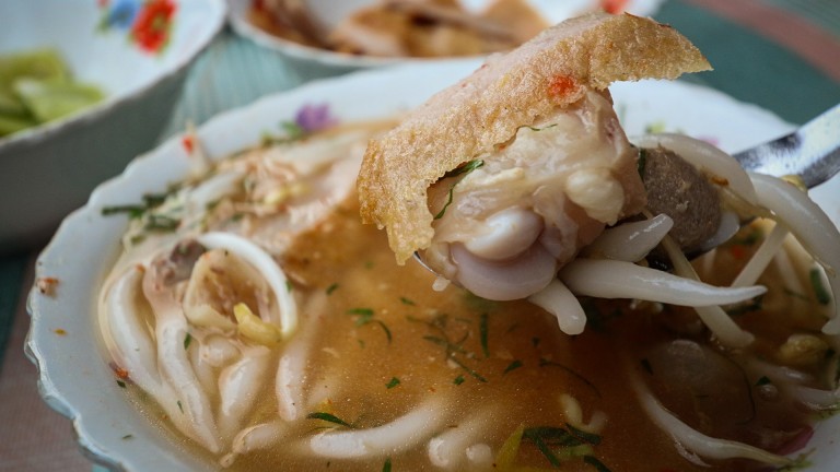 បបរលត បបរបាញ់កាញ់ជើងជ្រូក ល្បីយូរហើយមិនសាកម៉េចបាន