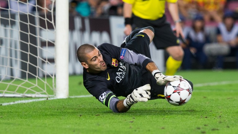 អ្នកចាំទី Victor Valdes បានចុះកុងត្រាជាមួយក្រុម Middlesbrough ហើយ