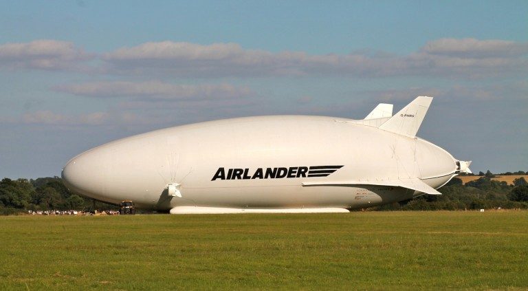 យន្តហោះធំបំផុតនៅលើលោក Airlander 10