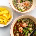 គុយទាវទូក
