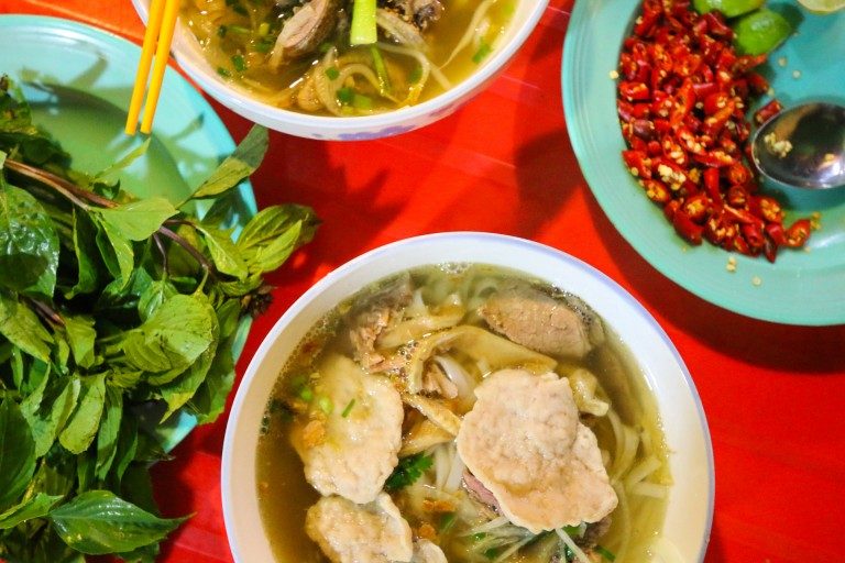 មីសាច់ទាអ្នកញ៉ាំច្រើនណាស់ គិតមើល៍ឆ្ងាញ់អត់?