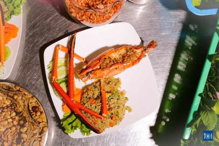 ដល់ខែភ្លៀងហើយ ឃ្លានបាយឆាបង្កង ដឹកជូនដល់ផ្ទះតែម្តង