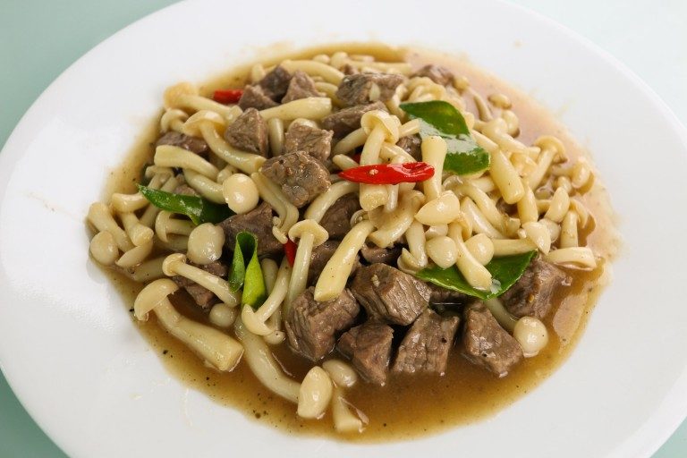 សាមញ្ញៗចំអិនមុខម្ហូប  ឆាផ្សិតដែកគោល លមើល៎