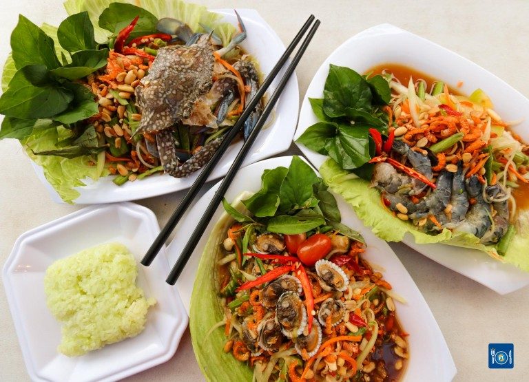 ថ្មីប្លែកចង់បានអីទៀត? បុកល្ហុងងាវ បង្គារ ក្តាម និងឆ្អឹងជំនីជ្រូកអាំង