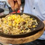 បាយឆាត្រឡប់គ្រឿងសាច់គោពងទាបន្ទះដែក