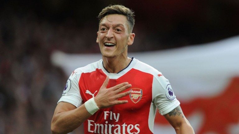 Ozil អាចនឹងបន្តកុងត្រាថ្មីជាមួយក្រុម Arsenal