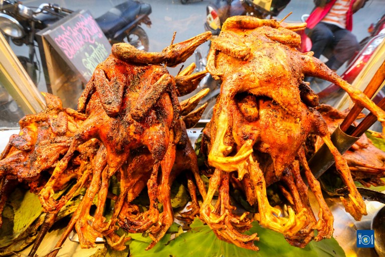 មាន់ ទាសំពៅ ទាកាប៉ាអាំង