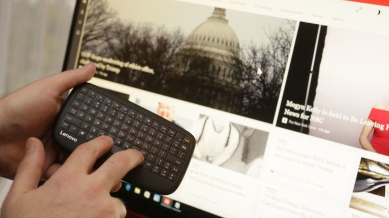 Lenovo បង្ហាញ​ផលិតផល​ថ្មី​នៅ CES