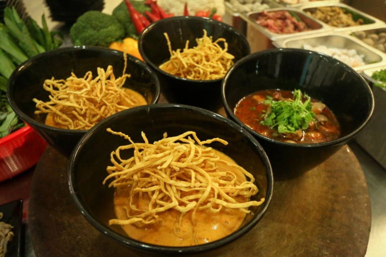 គុយទាវការីថៃ $4.50