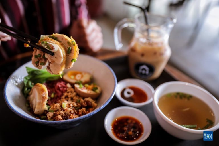 អាហារសុខភាពម៉ាចប់! មីហឹរ K.E កុំខកខានទៅពិសារណា៎