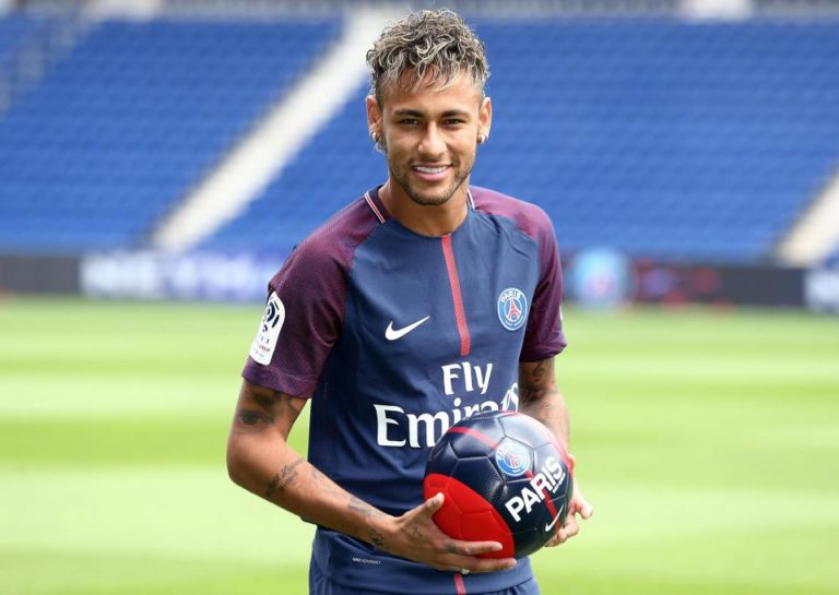 វីវរ​ហើយ ! ព្រោះតែ Neymar ម្នាក់​ធ្វើ​ឱ្យ​កីឡាករ​ក្រុម PSG ខឹងសម្បា​ជា​ខ្លាំង
