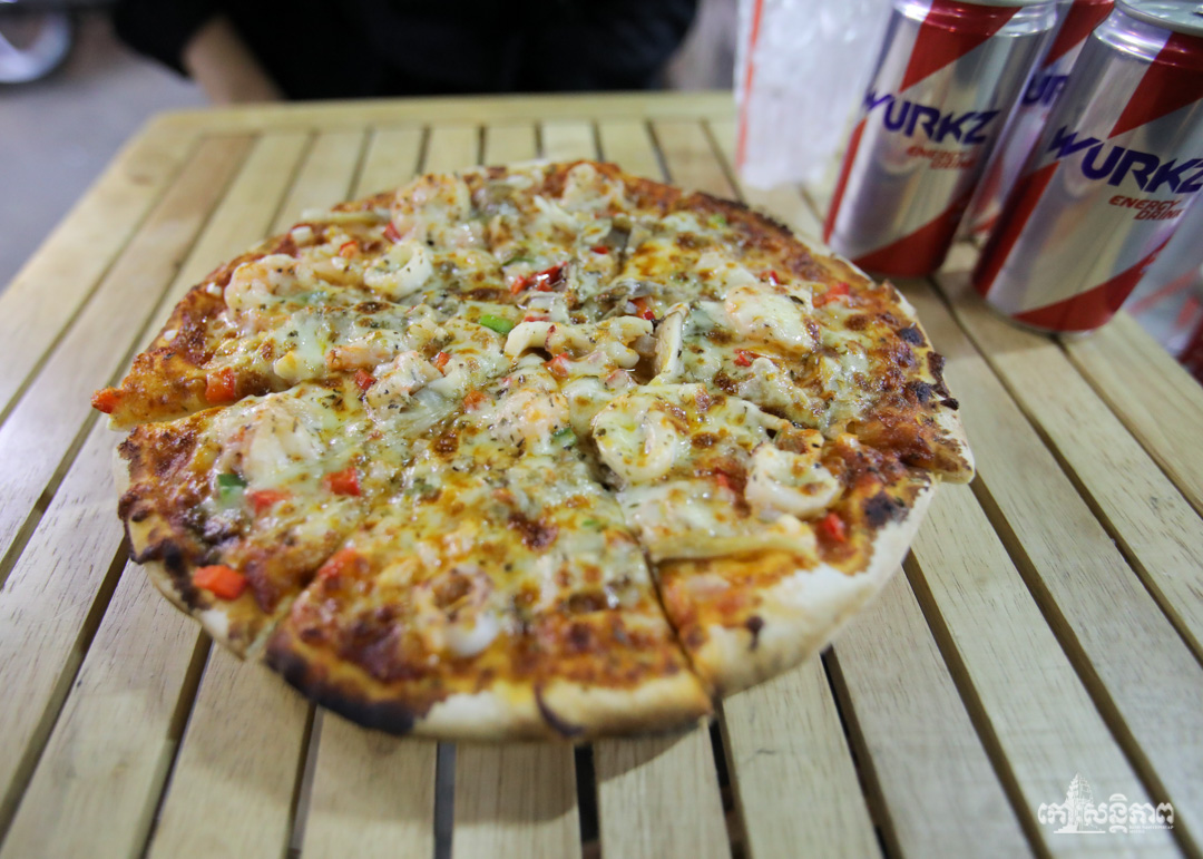 ហាង Mr King Pizza KohSantepheap.TV