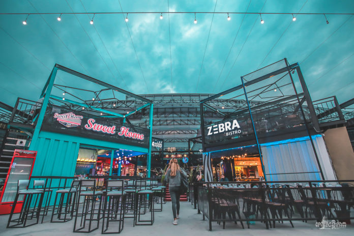 គួរតែសាក Phum Moul Container មានចំនុចចាប់អារម្មណ៍ច្រើនខុសពីគេ