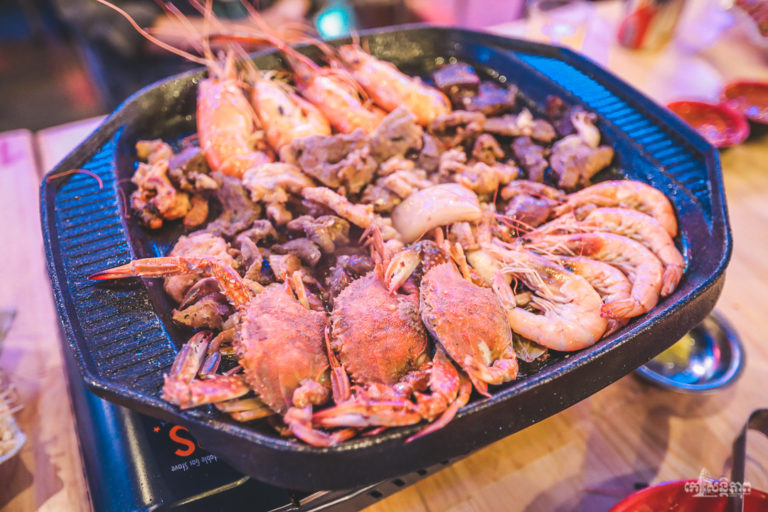 ត្រឹមតែ6$ញាុំបុហ្វេជាង80មុខ ពីហាង ពិភពសាច់អាំង១៦៨(សាខាទួលទំពូង)