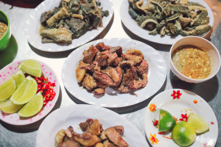 លក់ទល់ភ្លឺហ្មង! មួយចាន១មឺុន ល្បីជាង២០ឆ្នាំហើយ