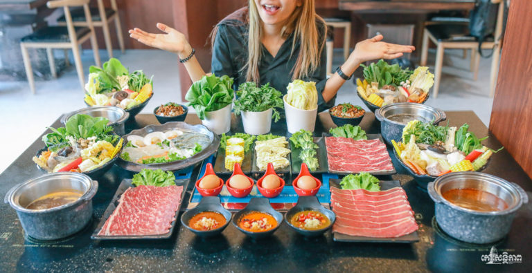 នេះនែក៎ល្ងាចហ្នឹង! ចង់រកកន្លែងញ៉ាំស៊ុបមក Hot Pot City Soup & BBQ បន្លែសាច់មានគ្រប់មុខតែម្តង