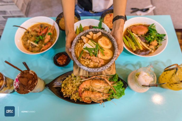 ទំនងយ៉ាងៗហ្នឹងហើយ!​​ មិនសាកម៉េចបាន មីខួរបង្កង​ និងមីខួរក្តាម ពីហាងមីស៊ុប