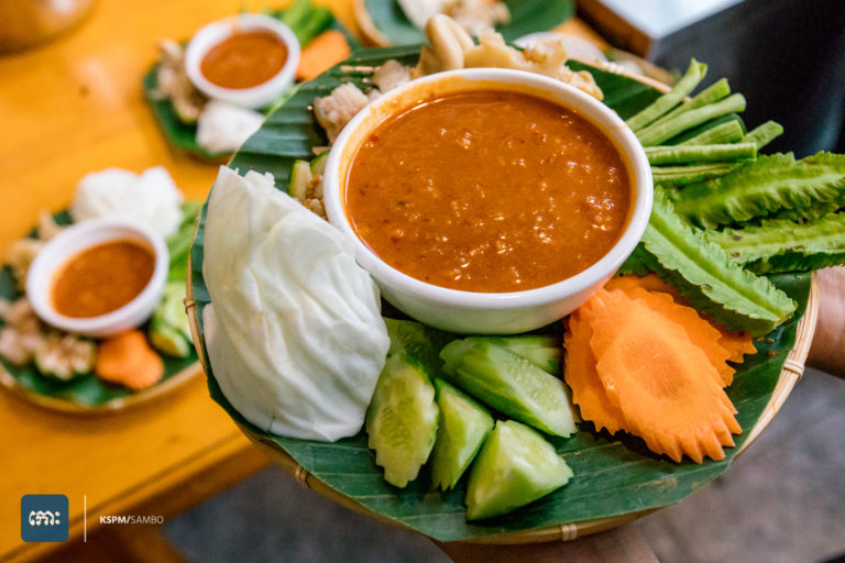 ដឹងចិត្តម៉េស? សុទ្ធតែមុខម្ហូបបែបស្រុកស្រែ បាយថ្ងៃនេះមិនបាច់ទៅណាឆ្ងាយទេ