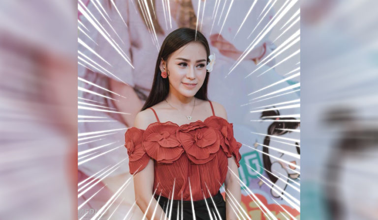 ឮថា កញ្ញា​លី ឈី​ ធ្លាយ​ទំនាក់ទំនង​ស្អិតរ​មួ​ត​ជាមួយ​អ្នកដឹកនាំ