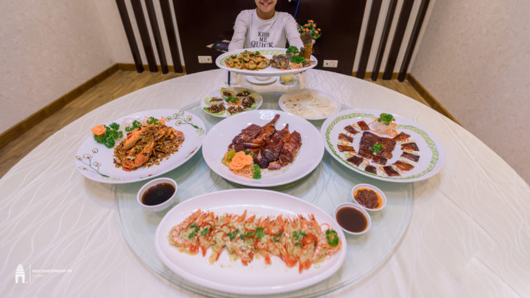 មក​ភ្លក្ស​រសជាតិ​ទាខ្វៃបែប​ហុងកុង ទទួល​បា​នការ​បញ្ចុះ​តម្លៃ ៥០% ​ក្នុង​ឪកាស​សម្ភោធ​ហាង​ថ្មី​ពី ​អធិរាជទា