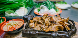 ពោះគោអាំង ទឹកប្រហុកសាច់បង្គា