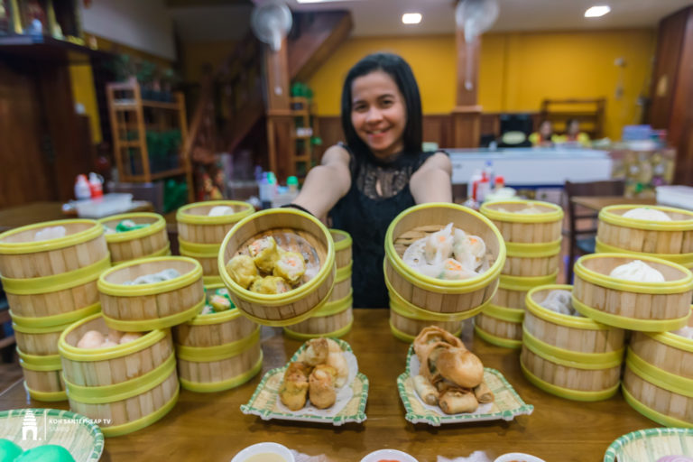 មានគីឡូញ៉ាំឌឹមសាំអត់? មោះ ចាប់ថ្លឹងៗ ហាង ឌឹមសាំគីឡូម្តុំសាលាវ៉ានដាយើងហ្នឹង