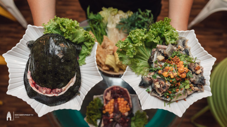 អីហ្នឹងបញ្ចុះ២០% ទៀតហើយ! ហុតបែកញើសខ្ចាយហ្មងស៊ុបកន្ធាយ ហាងពោះគោអាំងទឹកប្រហុកសាច់បង្គាពិសេស