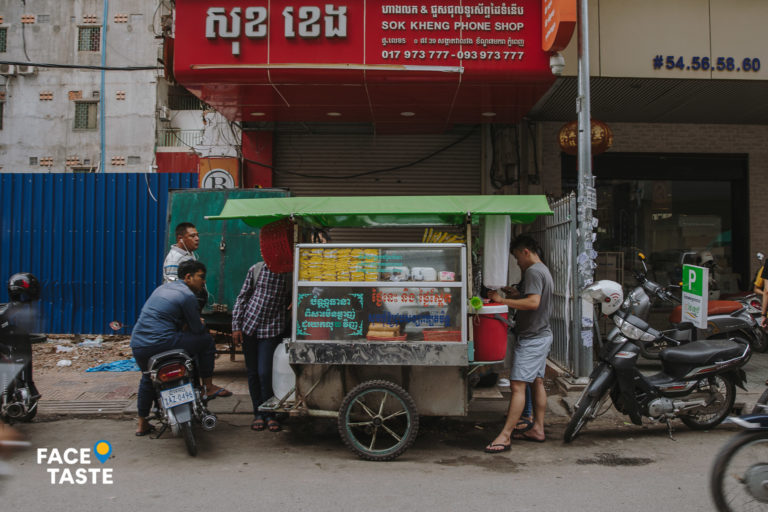 លេងសើចម៉េចបាន មីឆាប័ណ្ណធានា មិនឆ្ងាញ់ មិនខ្ចីយកលុយទេបាទ រសជាតិធានាជូនថាឆ្ងាញ់ប្លែកហ្មង!