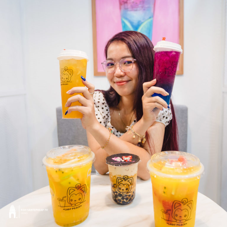 ផ្អែមត្រជាក់ចិត្ត ជាមួយ Peach Tea ​ភេសជ្ជៈតែដ៏ឆ្ងាញ់ និងផ្សំជាមួយផ្លែឈើស្រស់ៗ ល្អចំពោះសុខភាព