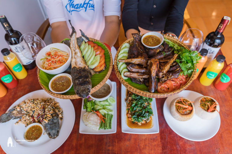 អត់ដឹងថាបាយថ្ងៃទៅញ៊ាំនៅណា? ស្គាល់ Meal Caption ហើយ ចង់ម្ហូបខ្មែរ -ថៃ ស្រួលអស់ពីចិត្ត!