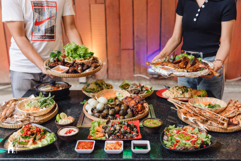 ចង់ញ៊ាំម្ហូបអី! មកហាង LOREM សាច់អាំងទឹកកាពិ ព្រឹក ថ្ងៃ ល្ងាច មានគ្រប់ជម្រើសហើយ សំខាន់រសជាតិឆ្ងាញ់ប្លែកមាត់