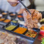 ភោជនីយដ្ឋាន សាគូរ៉ា ប៊ូហ្វេ និងស៊ុគី