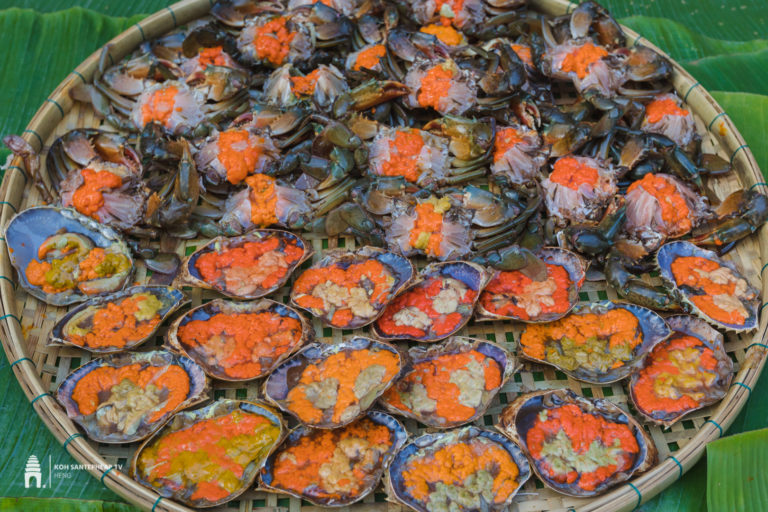 ក្តាមថ្មពងជ្រក់ ឆ្ងាញ់សាហាវអាចធ្វើញ៉ាំដោយខ្លួនឯងមិនចាំបាច់ទិញគេ??