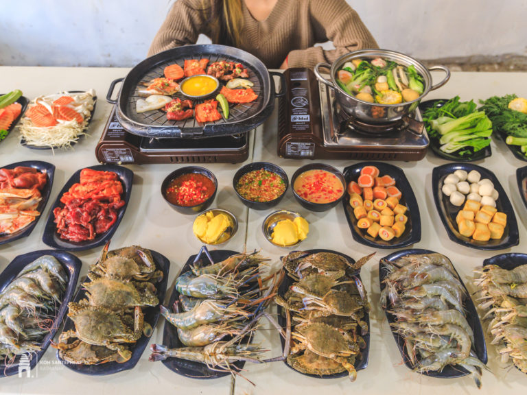 ម្នាក់តែ 7$ញ៉ាំបែកពោះ នៅហាង ប៊ូហ្វេពិភពសមុទ្រ២ ស្លៀកខោរលុងៗ ទុកពោះអោយនៅទំនេរមក ដឹងតែសប្បាយមាត់ញ៉ាំហ្មង?