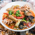 ហាង Let’s Eat ស៊ុបផ្សិតខួរចំហុយ